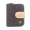 Meninas Bonitas Cork Short Wallet 11.5x9.5x3cm – front view – dark brown cork wallet with a light beige closure strap and round tree emblem.